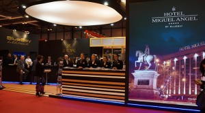 STAND FITUR 2016